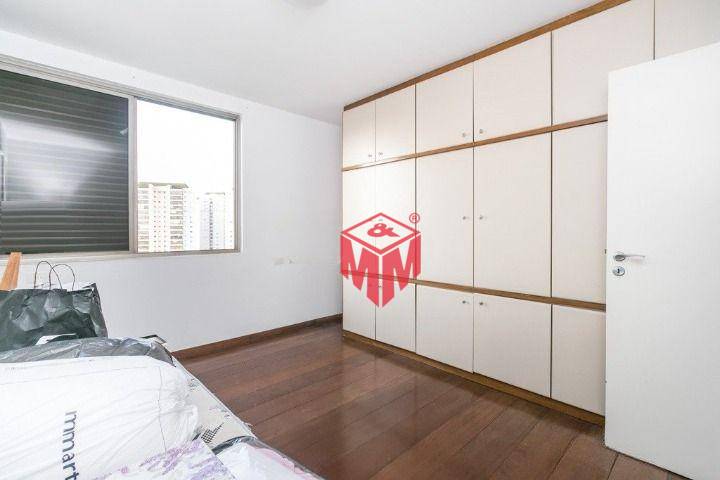 Apartamento à venda com 3 quartos, 244m² - Foto 37