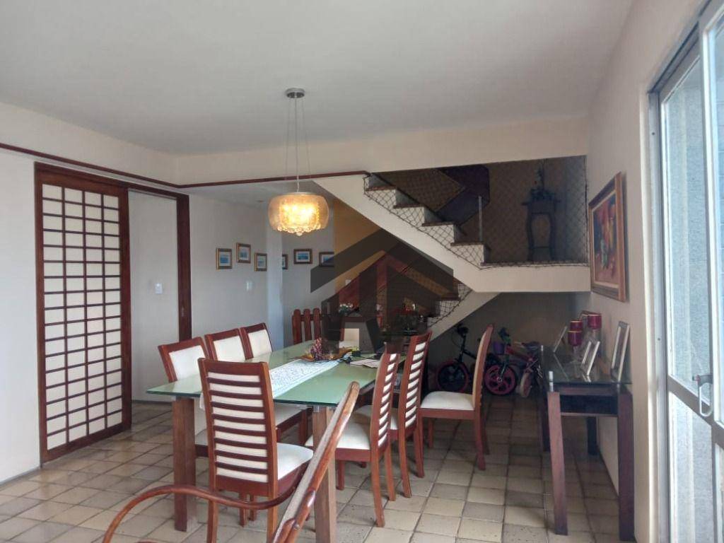 Apartamento à venda com 5 quartos, 247m² - Foto 14