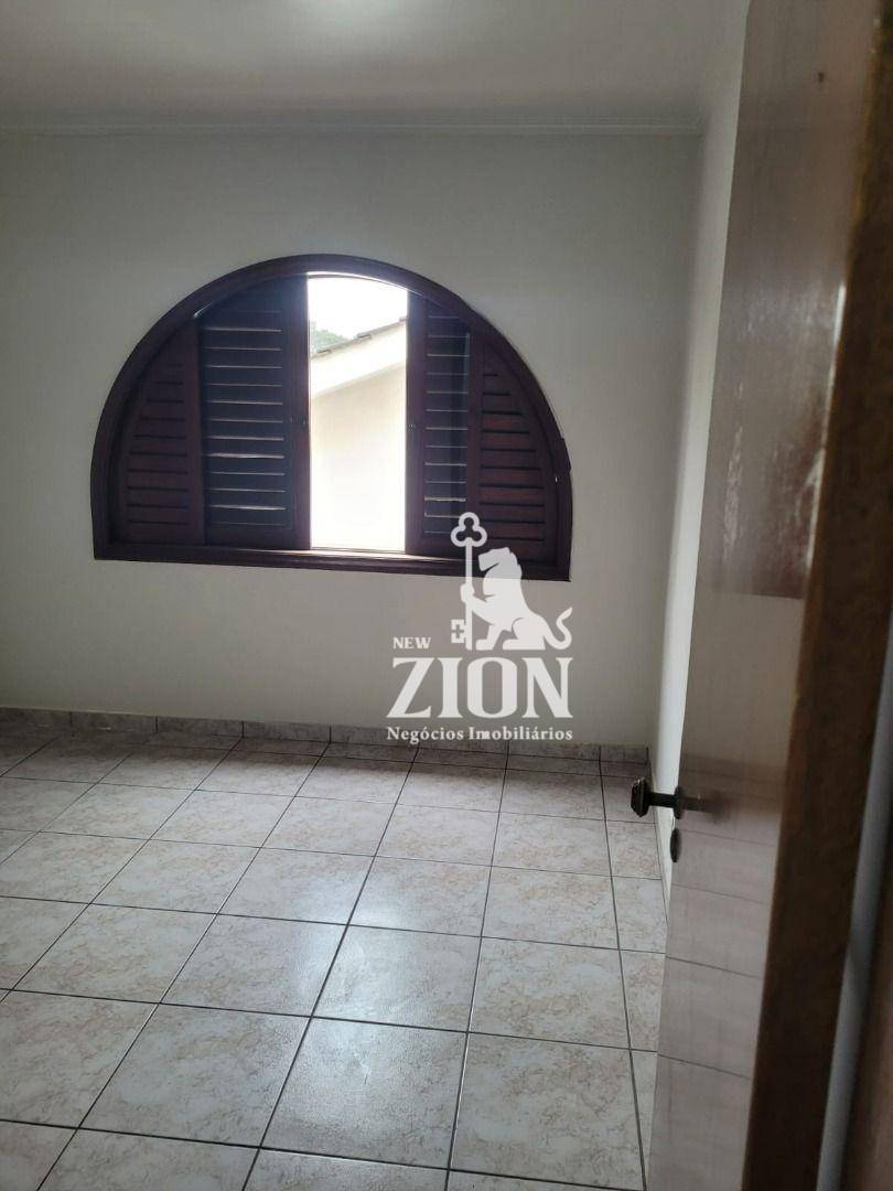 Casa à venda com 4 quartos, 254m² - Foto 17