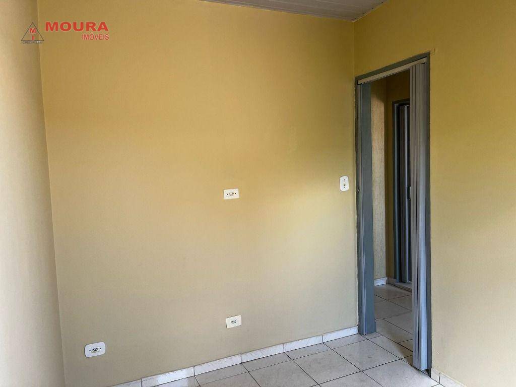 Casa para alugar com 2 quartos, 60m² - Foto 12