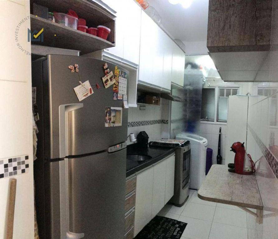 Apartamento à venda com 2 quartos, 66m² - Foto 2