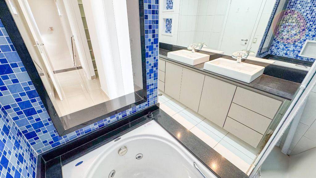 Cobertura, 3 quartos, 189 m² - Foto 3