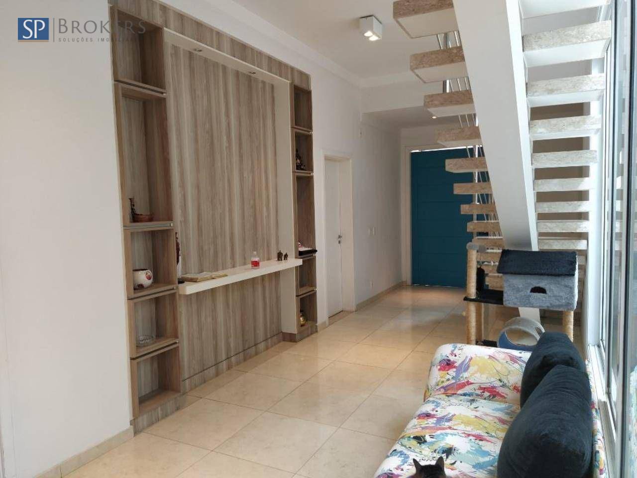 Casa de Condomínio à venda com 4 quartos, 358m² - Foto 4