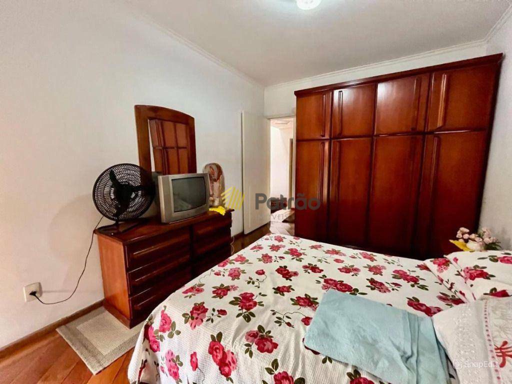 Sobrado à venda e aluguel com 5 quartos, 320m² - Foto 4