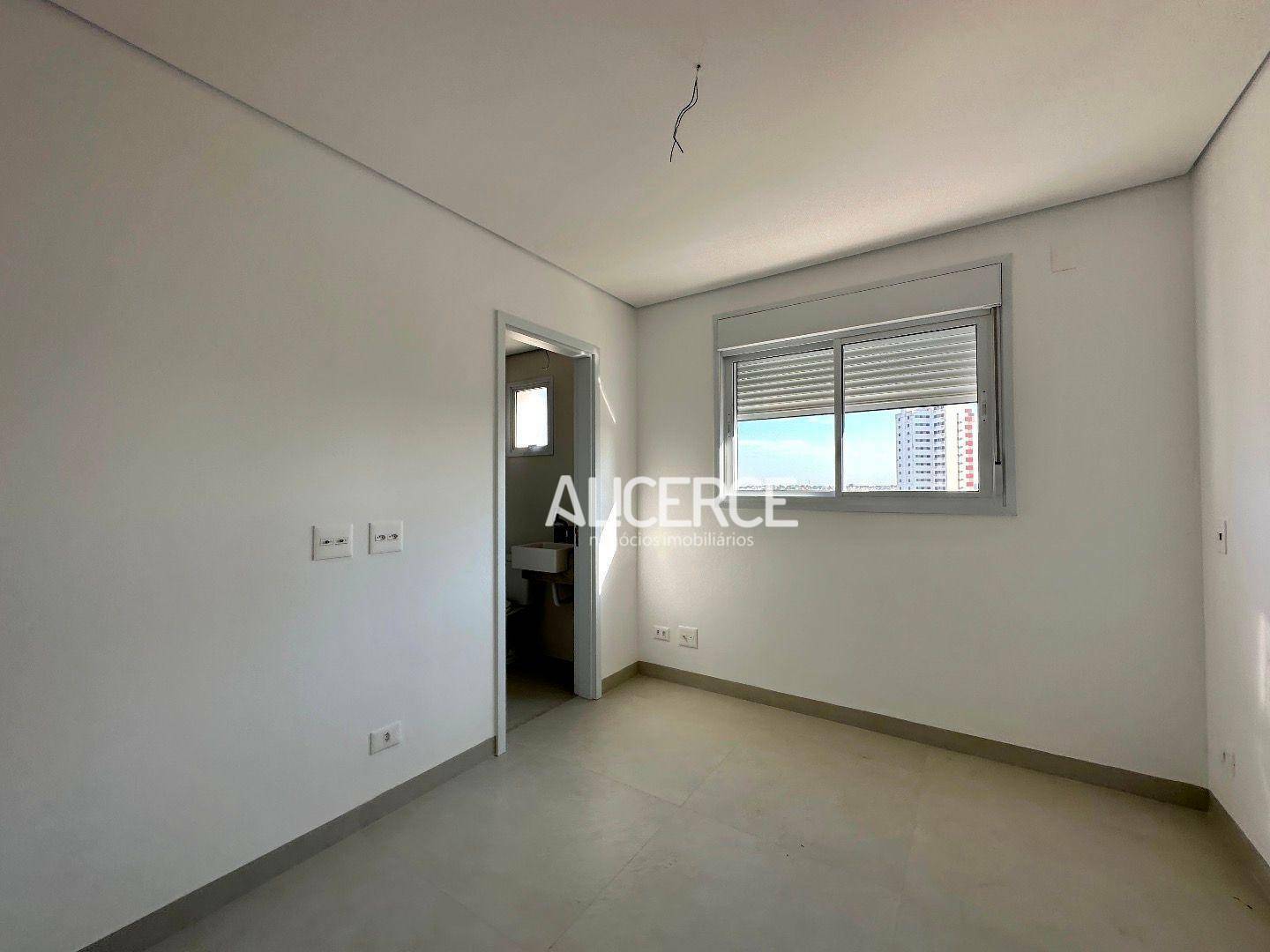 Apartamento à venda com 3 quartos, 150m² - Foto 27