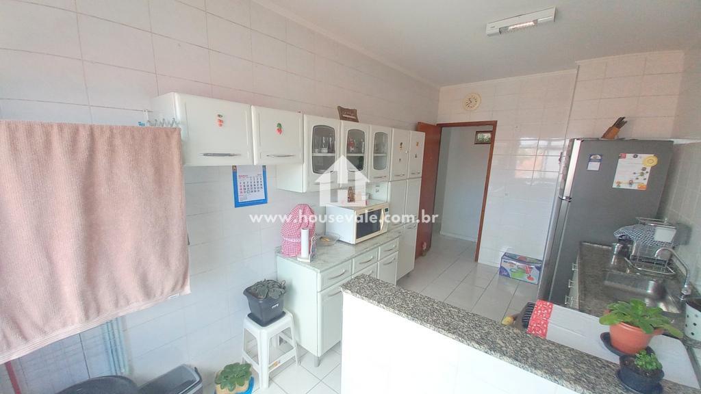 Apartamento à venda com 2 quartos, 62m² - Foto 4