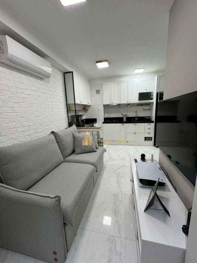 Apartamento à venda com 2 quartos, 42m² - Foto 4