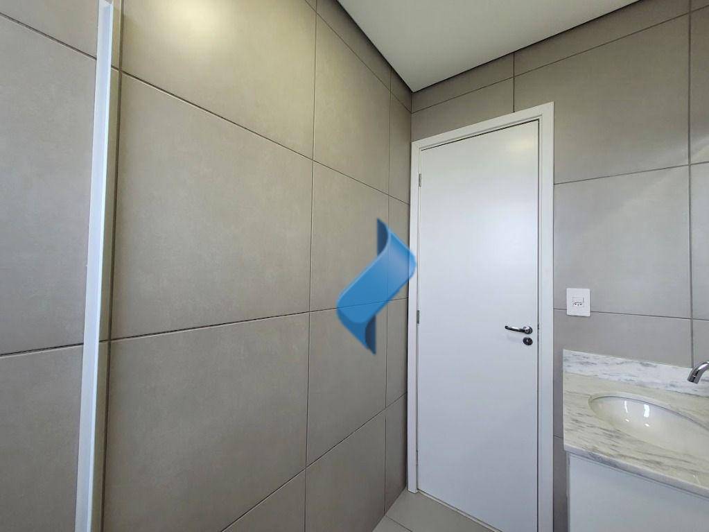 Apartamento para alugar com 2 quartos, 76m² - Foto 10