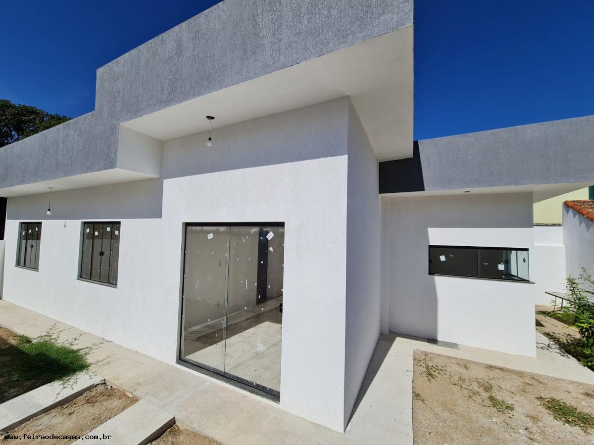 Casa à venda com 3 quartos, 80m² - Foto 1