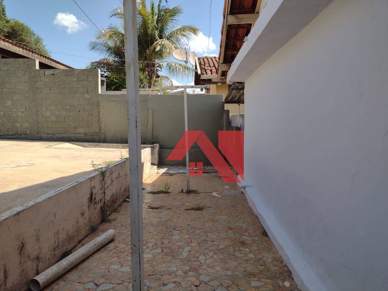Casa à venda e aluguel com 3 quartos, 120m² - Foto 4
