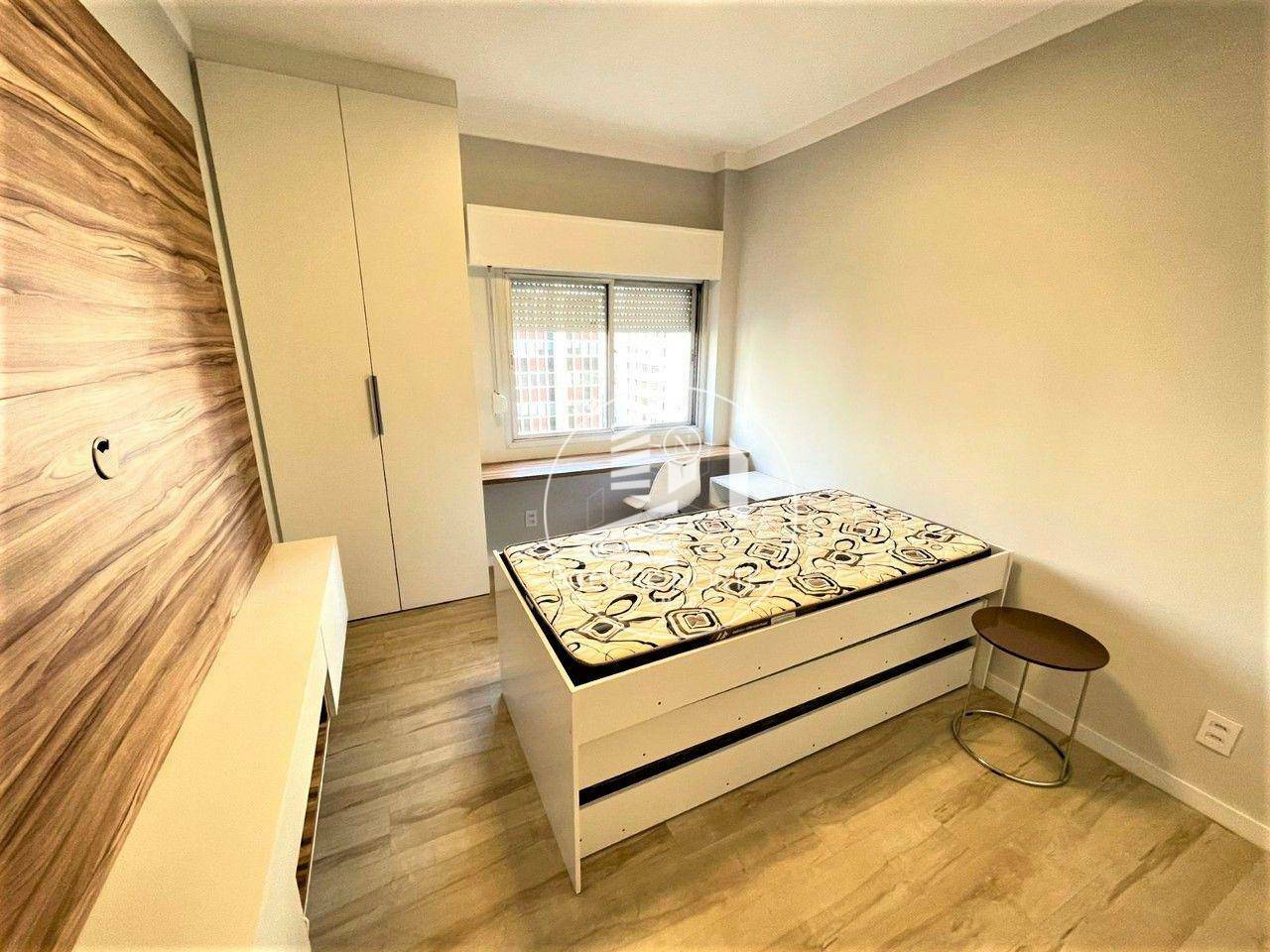 Apartamento para alugar com 3 quartos, 100m² - Foto 15