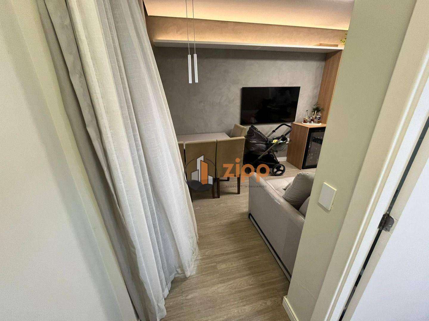 Apartamento à venda com 2 quartos, 42m² - Foto 20