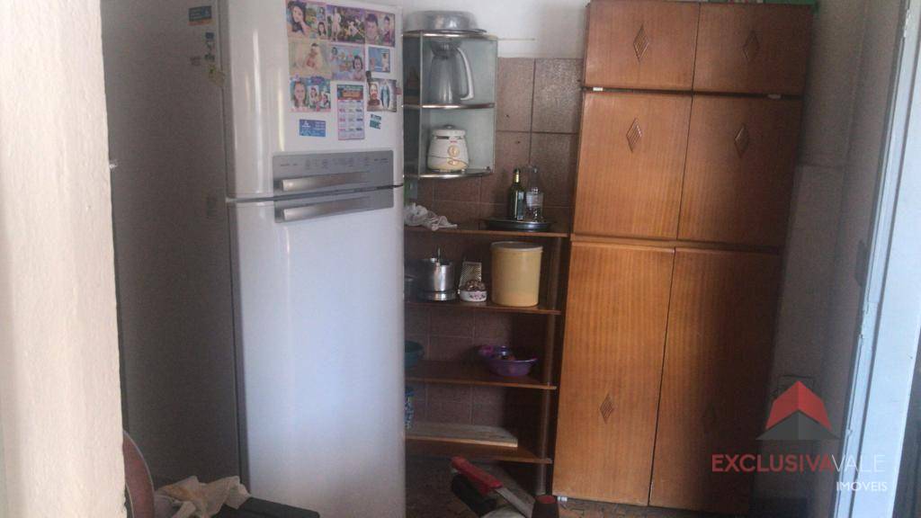 Casa à venda com 3 quartos, 267m² - Foto 14