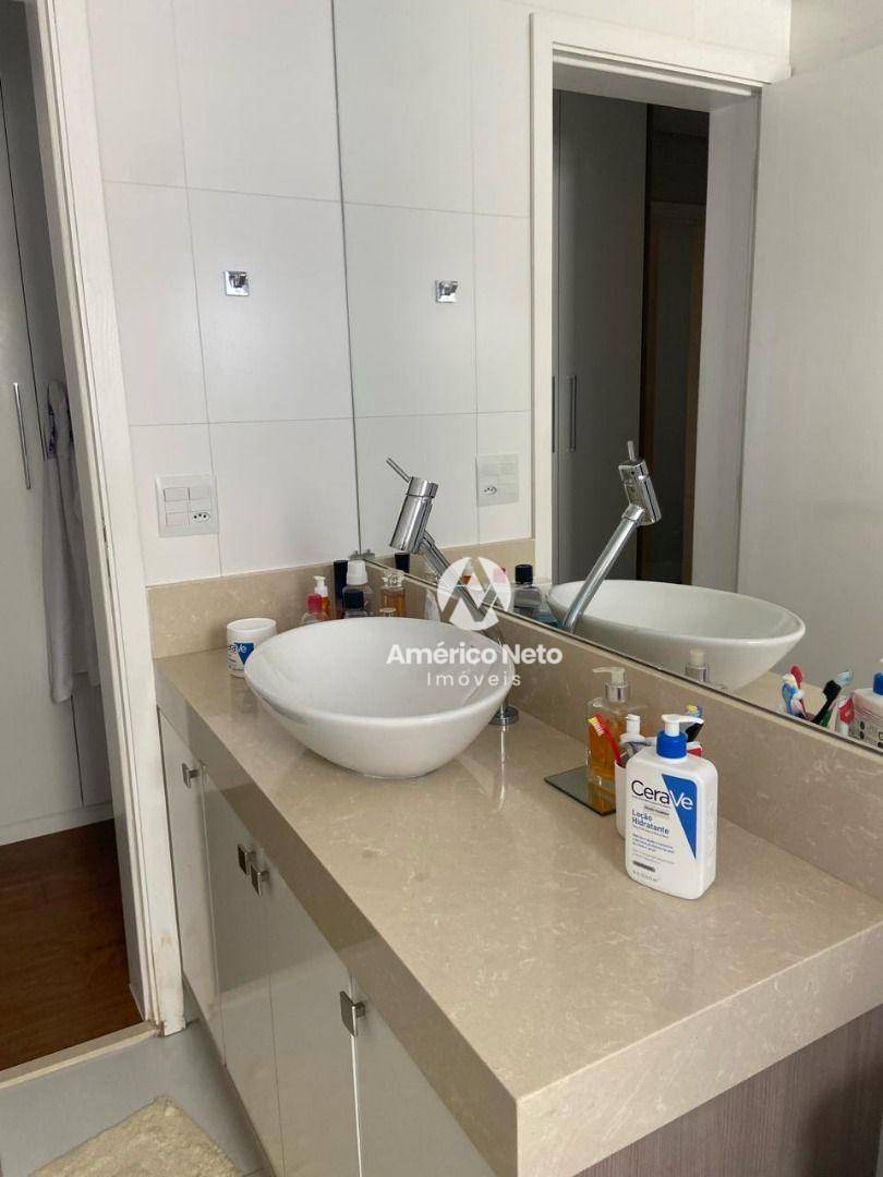 Apartamento à venda com 3 quartos, 153m² - Foto 6