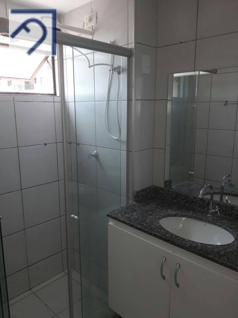 Apartamento para alugar com 3 quartos, 80m² - Foto 7