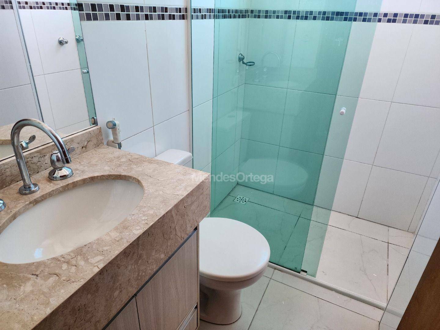 Apartamento para alugar com 3 quartos, 110m² - Foto 20