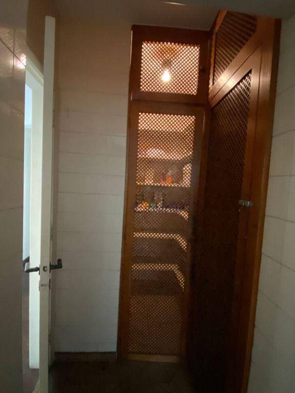 Apartamento à venda com 4 quartos, 250m² - Foto 16