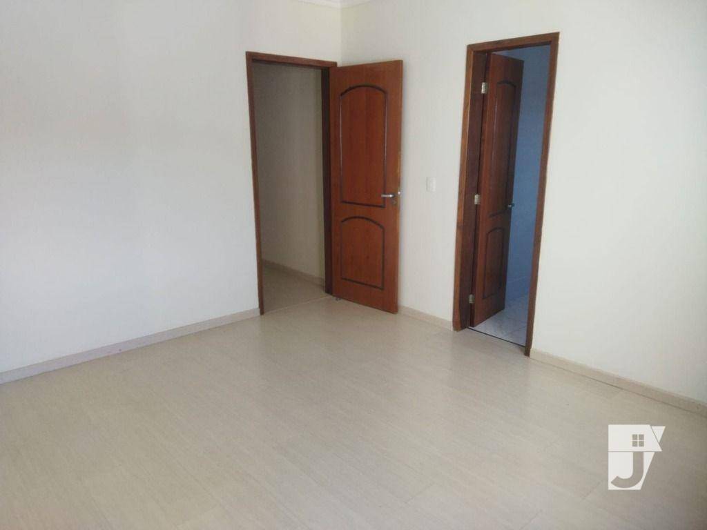 Sobrado à venda com 3 quartos, 243m² - Foto 7