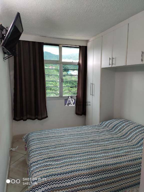 Apartamento à venda com 2 quartos, 63m² - Foto 5