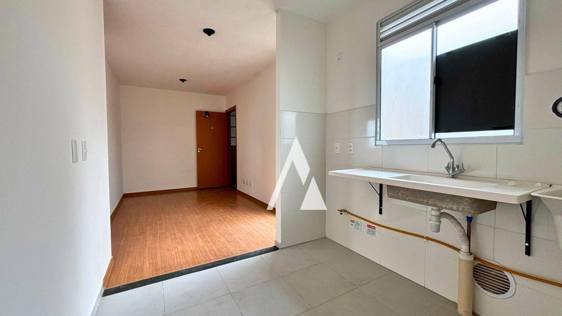 Apartamento para alugar com 2 quartos, 40m² - Foto 4