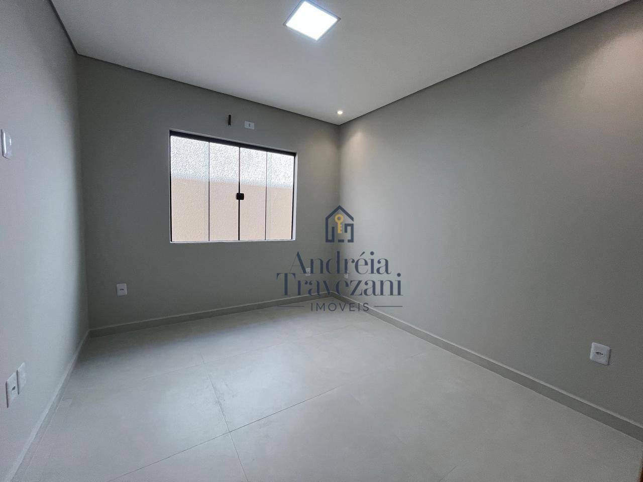 Casa à venda com 3 quartos, 100m² - Foto 11