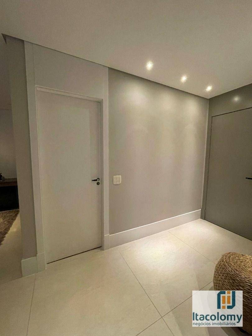 Apartamento à venda com 3 quartos, 202m² - Foto 17