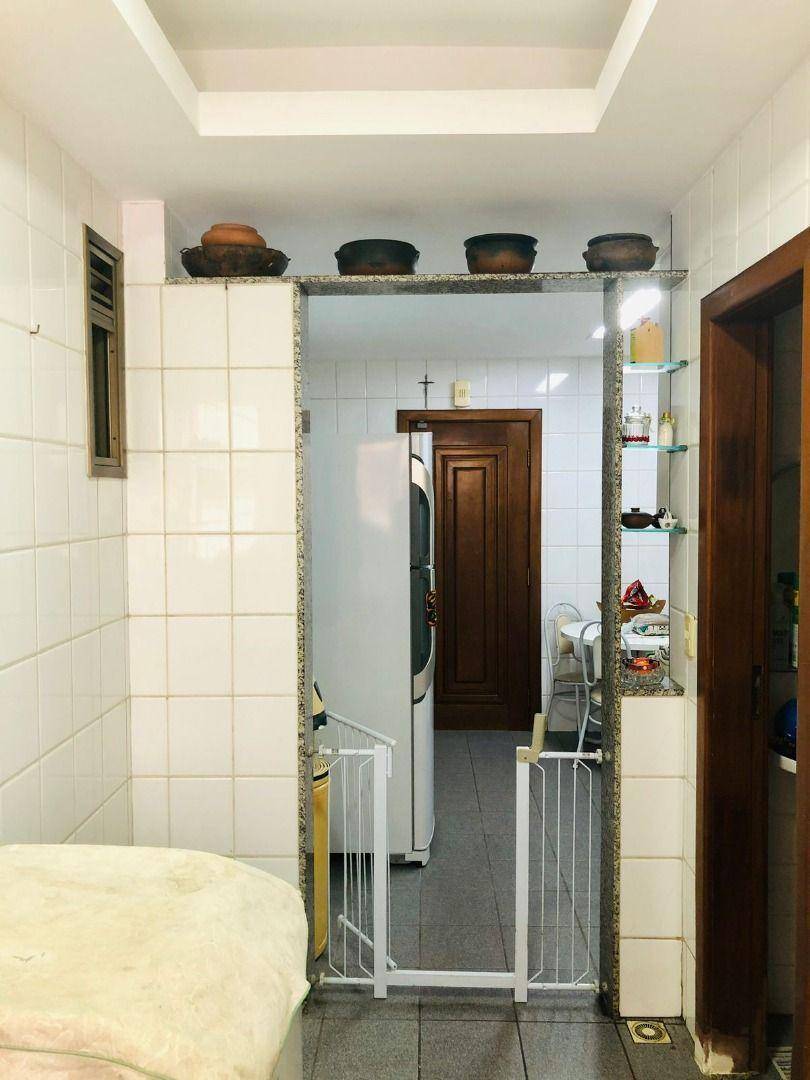 Apartamento à venda com 4 quartos, 135m² - Foto 8