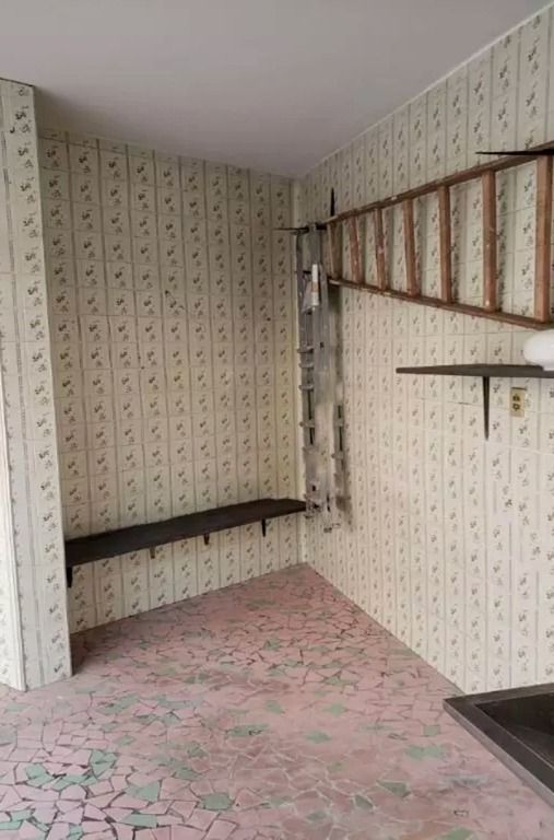 Sobrado à venda com 3 quartos, 200m² - Foto 12