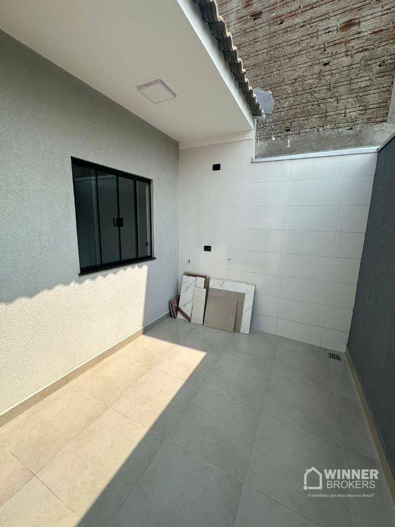 Casa à venda com 3 quartos, 76m² - Foto 11