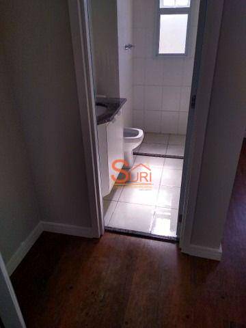 Apartamento à venda com 2 quartos, 68m² - Foto 2