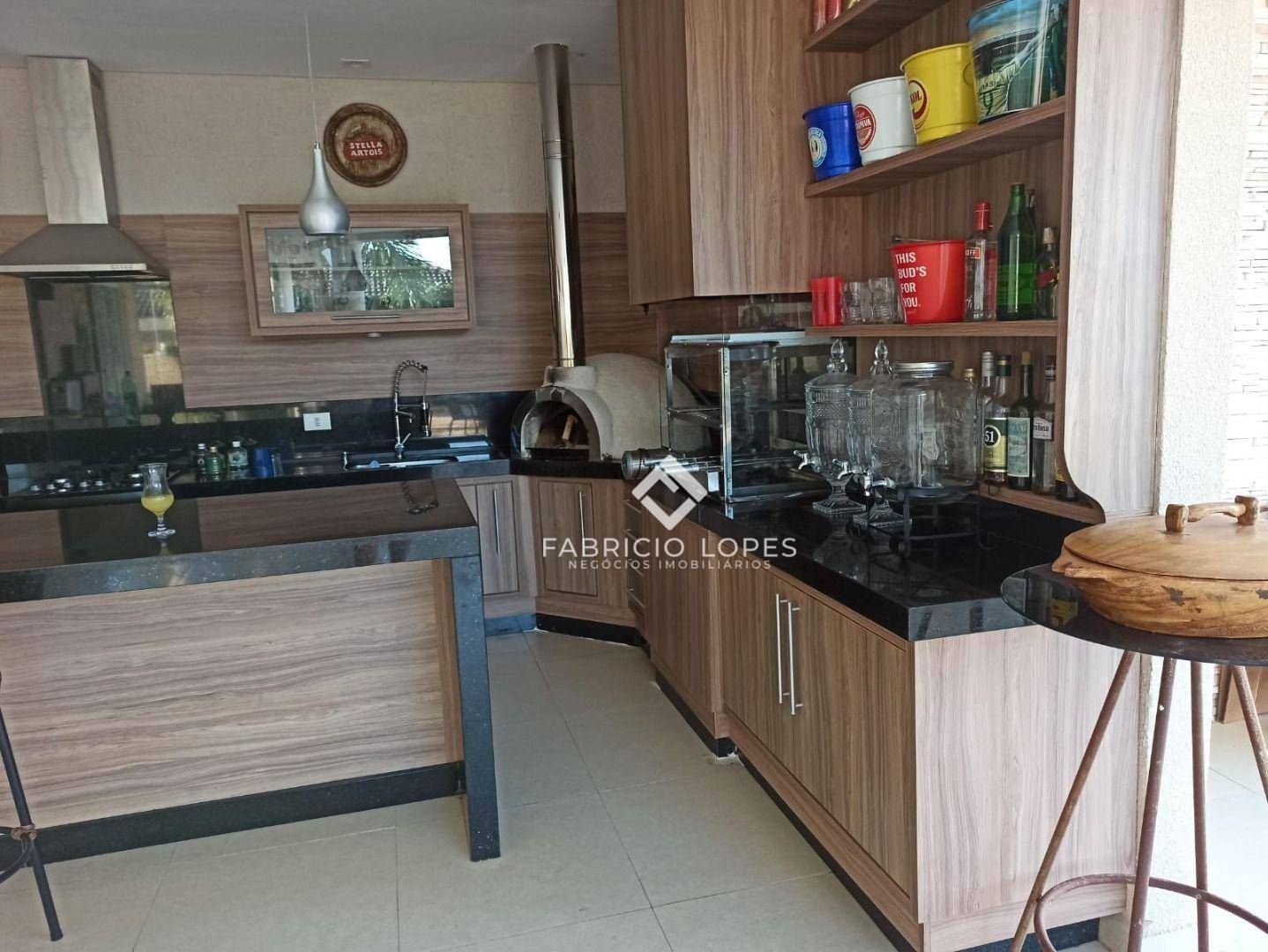 Casa à venda com 4 quartos, 550m² - Foto 30