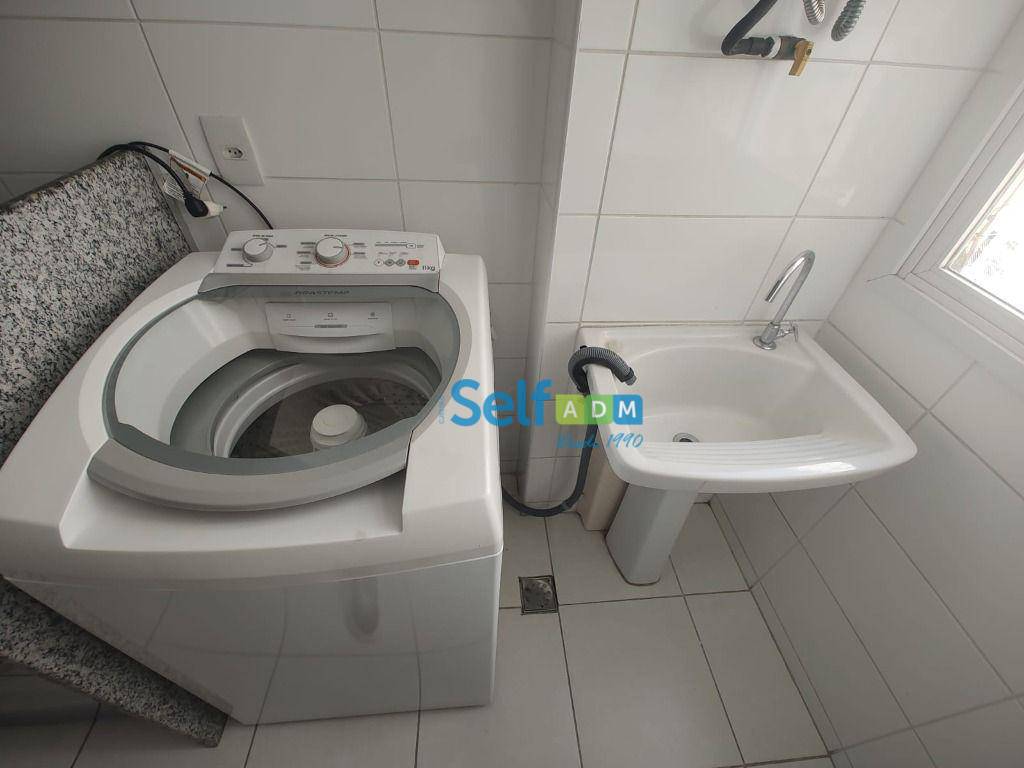 Apartamento para alugar com 3 quartos, 93m² - Foto 15