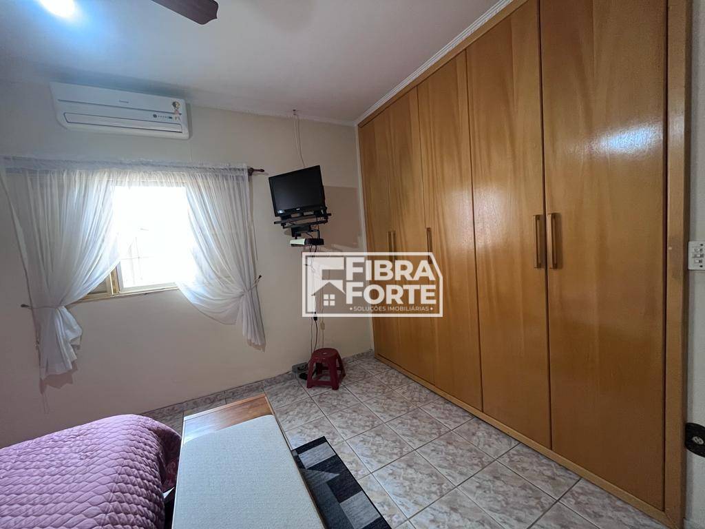 Casa à venda com 3 quartos, 179m² - Foto 15