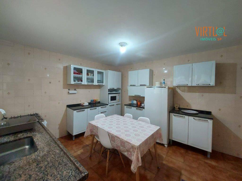 Sobrado à venda com 3 quartos, 183m² - Foto 1