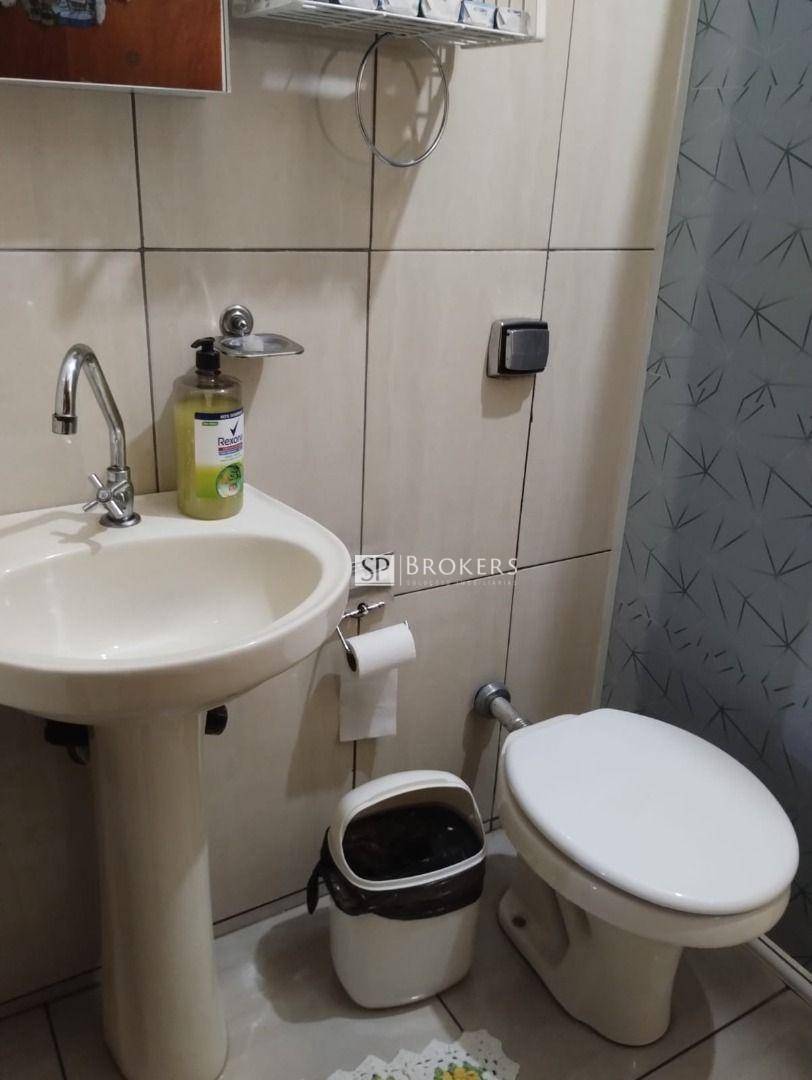 Casa à venda com 2 quartos, 300m² - Foto 15