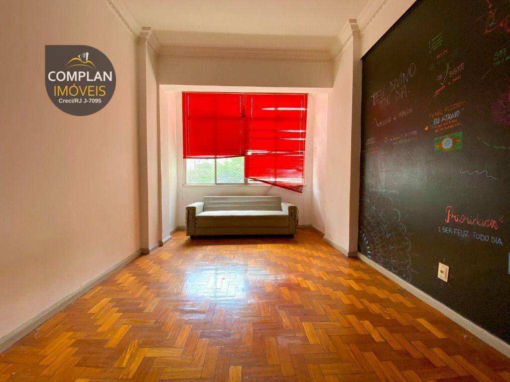 Apartamento para alugar com 3 quartos, 160m² - Foto 18