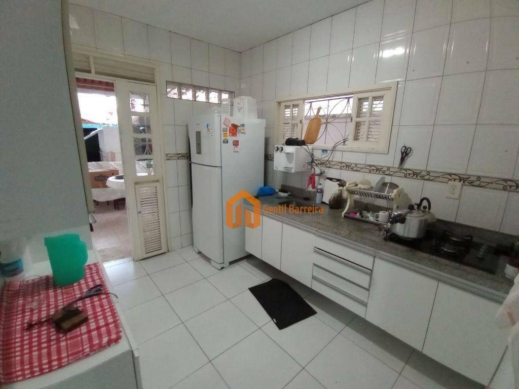 Sobrado à venda com 4 quartos, 130m² - Foto 6