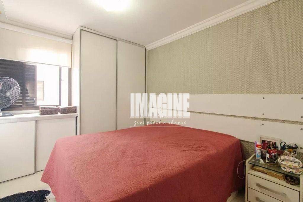 Apartamento à venda com 3 quartos, 98m² - Foto 9