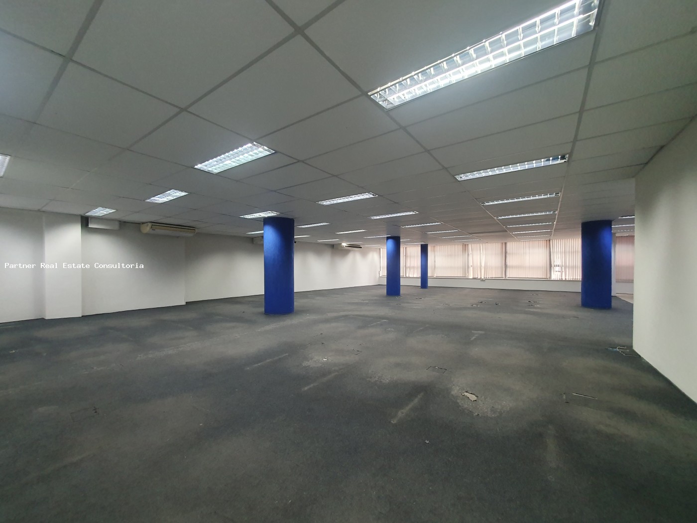 Conjunto Comercial-Sala à venda com 1 quarto, 513m² - Foto 2