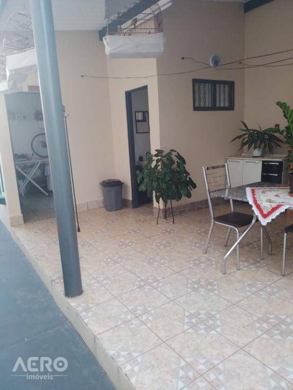 Casa à venda com 2 quartos, 167m² - Foto 21