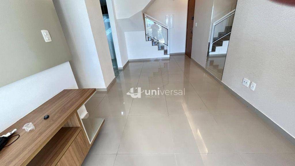 Cobertura à venda com 3 quartos, 144m² - Foto 2