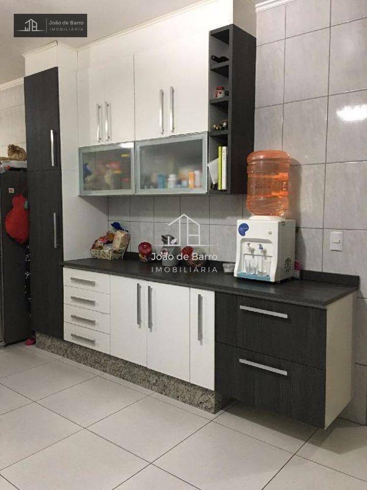 Sobrado à venda com 4 quartos, 260m² - Foto 4