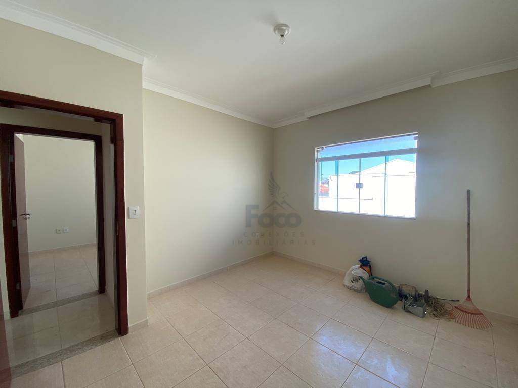 Casa à venda com 3 quartos, 189m² - Foto 9