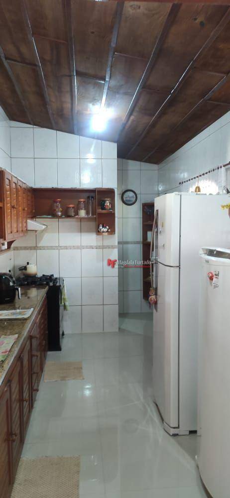 Casa à venda com 3 quartos, 213m² - Foto 17