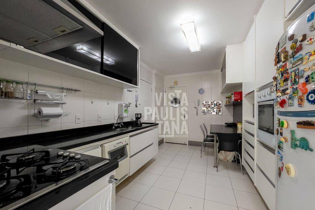 Apartamento à venda com 3 quartos, 136m² - Foto 8