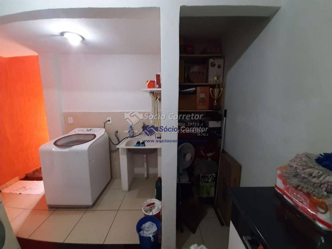 Casa à venda com 2 quartos, 300m² - Foto 23