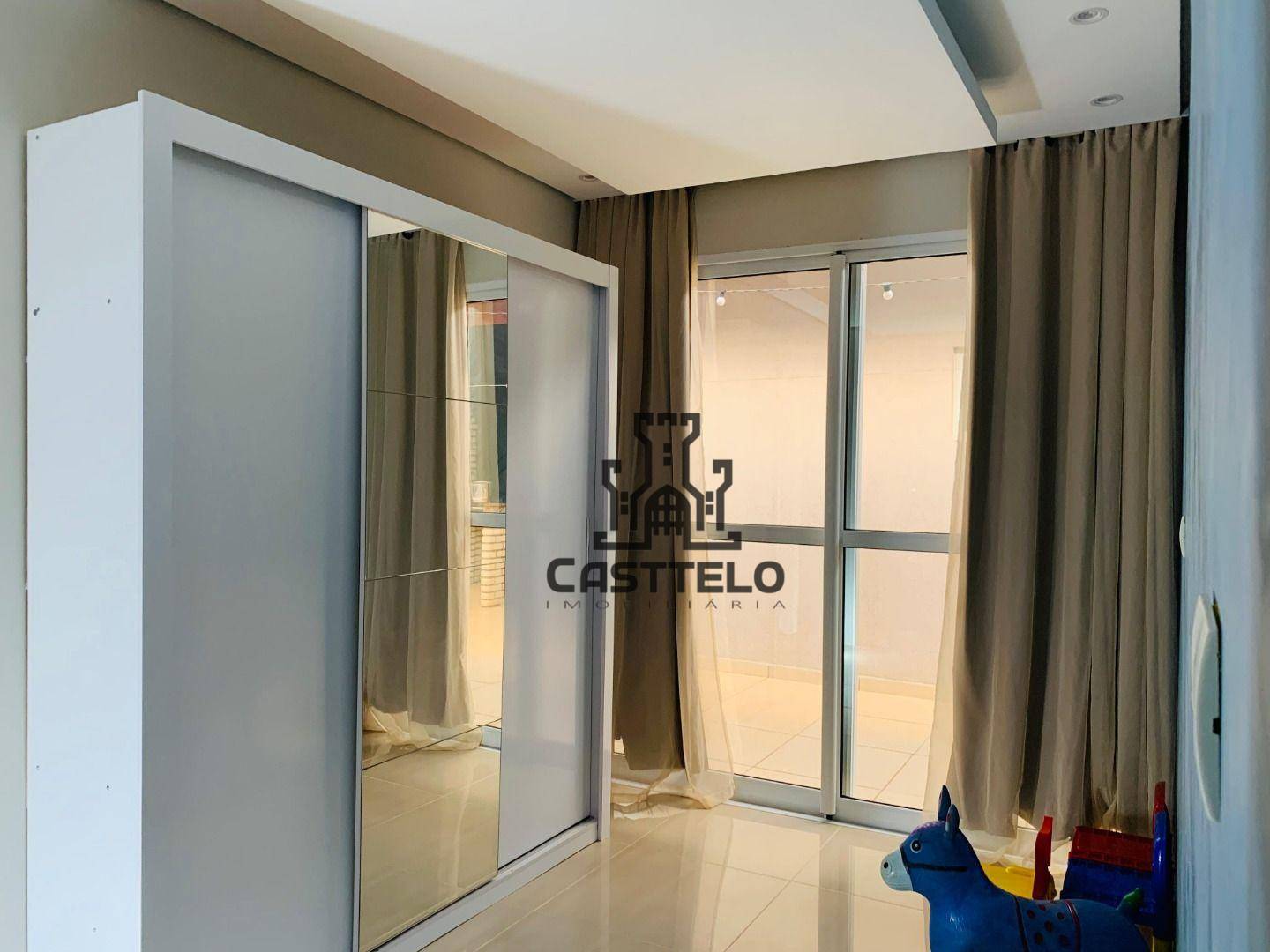 Casa à venda com 4 quartos, 170m² - Foto 18