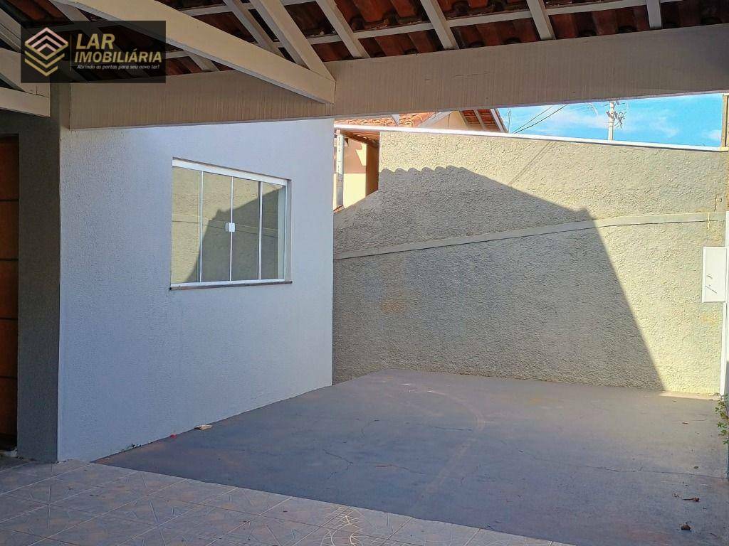 Casa para alugar com 3 quartos, 120m² - Foto 3