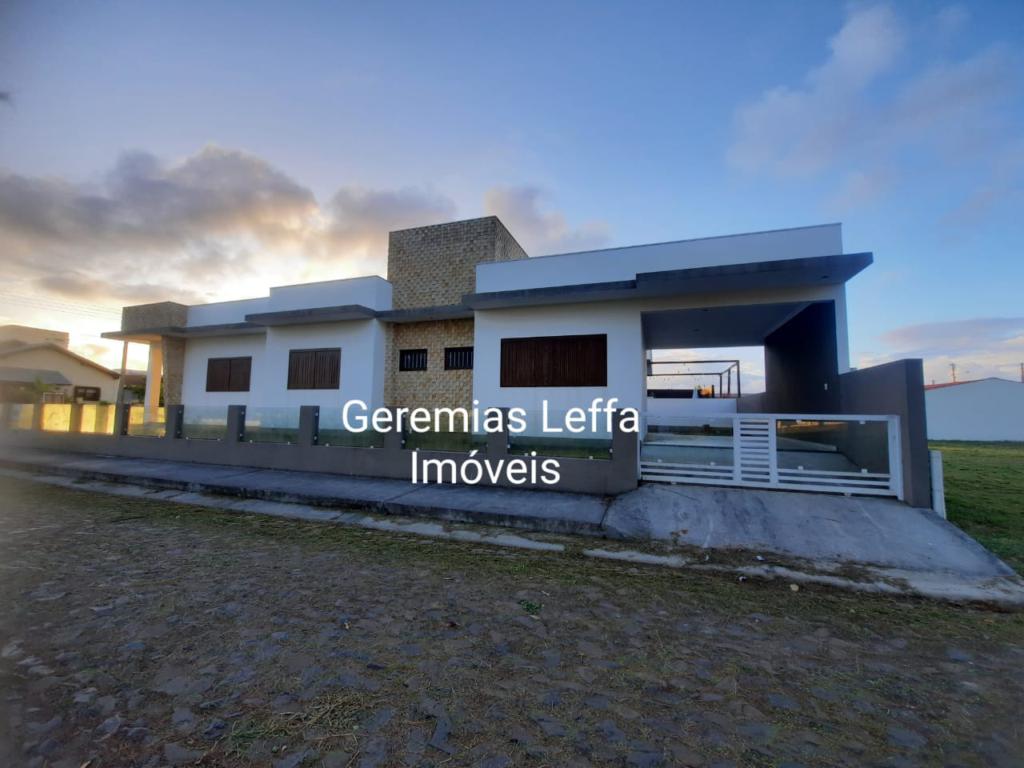 Casa à venda com 3 quartos, 150m² - Foto 2