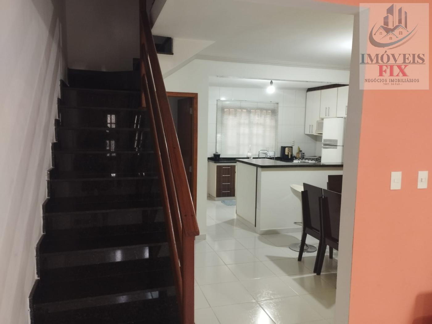 Casa à venda com 3 quartos, 184m² - Foto 4